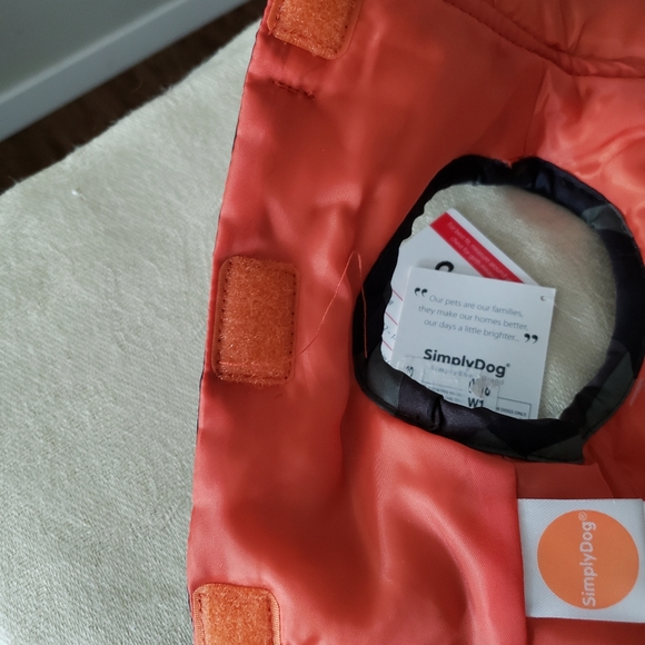 NWT SimplyDog Camouflage Puffer Jacket - Picture 5 of 10